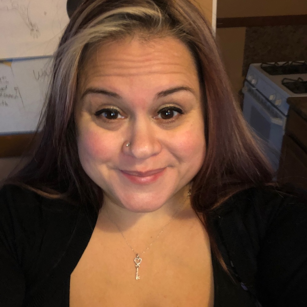 Meet your Posher, Amy